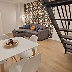 https://maison-ventimiglia-83.catania-hotels.net