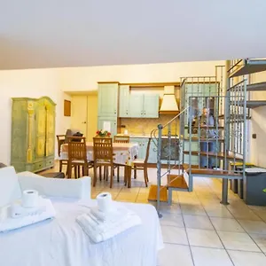 https://a-casa-di-maria.hotels-amalfi.com